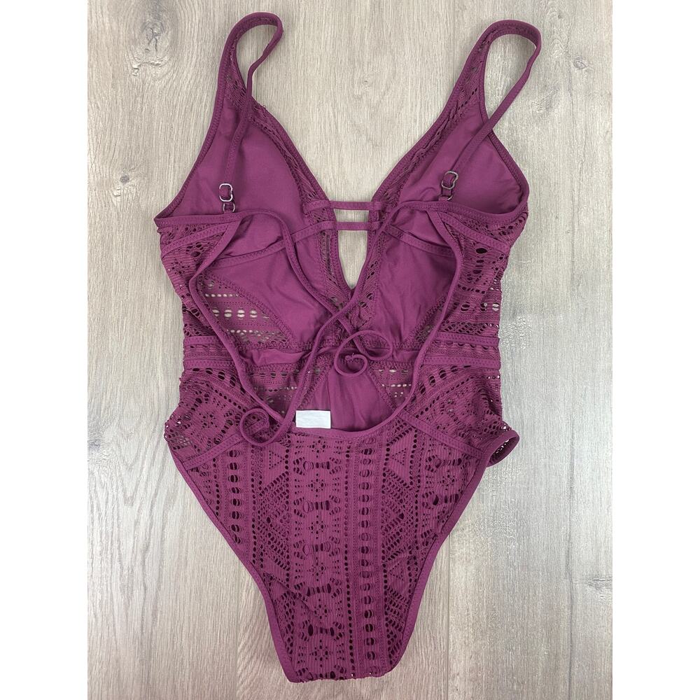 Becca by Rebecca Virtue Color Play Purple Crochet Lace Illusion Swimsuit Sz.S - Picture 10 of 16